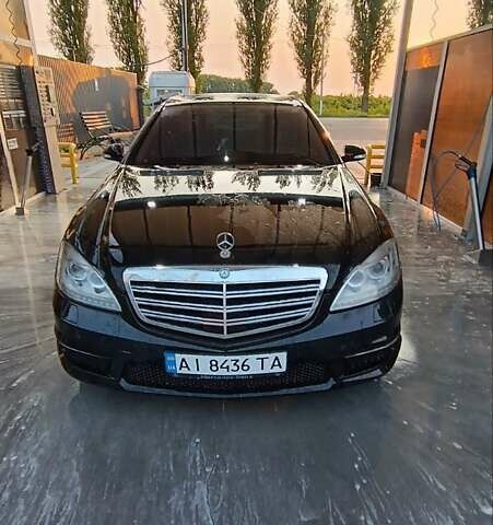 Чорний Мерседес С Клас, об'ємом двигуна 5.46 л та пробігом 190 тис. км за 16500 $, фото 1 на Automoto.ua