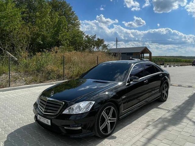 Чорний Мерседес С Клас, об'ємом двигуна 5.5 л та пробігом 356 тис. км за 13000 $, фото 1 на Automoto.ua