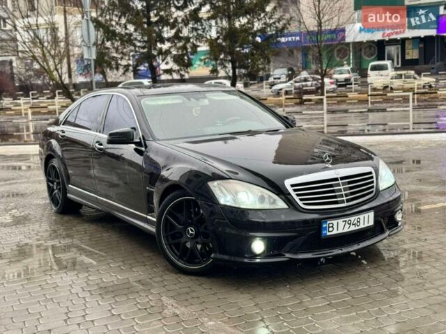 Чорний Мерседес С Клас, об'ємом двигуна 5.46 л та пробігом 200 тис. км за 10500 $, фото 1 на Automoto.ua