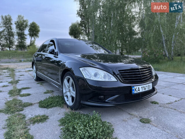 Чорний Мерседес С Клас, об'ємом двигуна 5.5 л та пробігом 380 тис. км за 9400 $, фото 1 на Automoto.ua