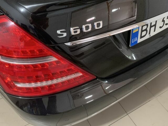 Чорний Мерседес С Клас, об'ємом двигуна 5.5 л та пробігом 225 тис. км за 9700 $, фото 1 на Automoto.ua