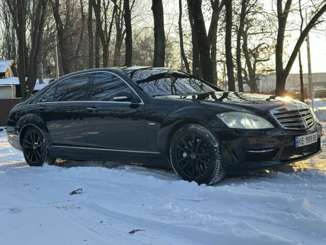 Чорний Мерседес С Клас, об'ємом двигуна 5.5 л та пробігом 298 тис. км за 9200 $, фото 1 на Automoto.ua