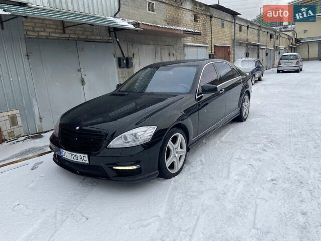 Черный Мерседес С Класс, объемом двигателя 5.46 л и пробегом 238 тыс. км за 13900 $, фото 1 на Automoto.ua