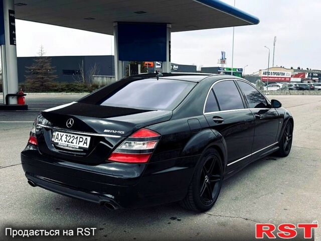 Чорний Мерседес С Клас, об'ємом двигуна 5.5 л та пробігом 320 тис. км за 4500 $, фото 1 на Automoto.ua