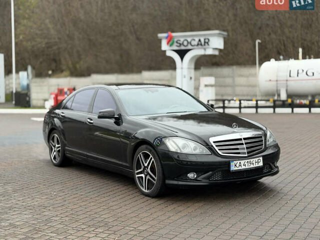 Чорний Мерседес С Клас, об'ємом двигуна 5.46 л та пробігом 160 тис. км за 9990 $, фото 1 на Automoto.ua