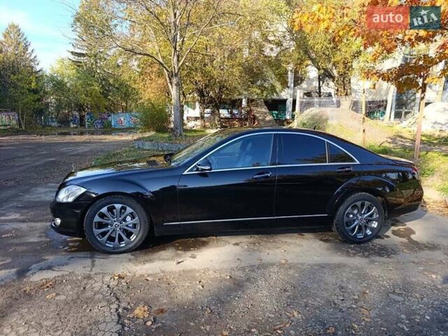 Мерседес С Класс 2007 в Львове на Automoto.ua Черный Мерседес С Класс, объемом двигателя 3.2 л и пробегом 320 тыс. км за 15000 $, фото 1 на Automoto.ua
