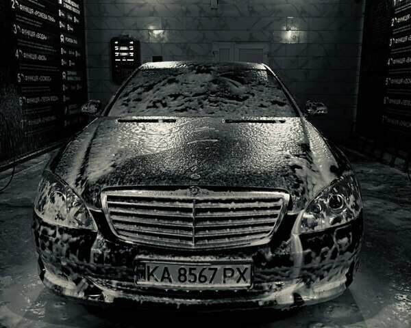 Черный Мерседес С Класс, объемом двигателя 2.99 л и пробегом 211 тыс. км за 11900 $, фото 1 на Automoto.ua