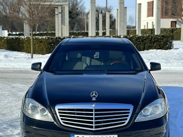 Чорний Мерседес С Клас, об'ємом двигуна 3.5 л та пробігом 19700 тис. км за 12000 $, фото 1 на Automoto.ua