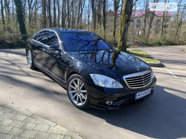 Чорний Мерседес С Клас, об'ємом двигуна 3 л та пробігом 350 тис. км за 12500 $, фото 1 на Automoto.ua