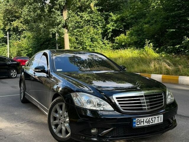 Чорний Мерседес С Клас, об'ємом двигуна 5.46 л та пробігом 373 тис. км за 9600 $, фото 1 на Automoto.ua