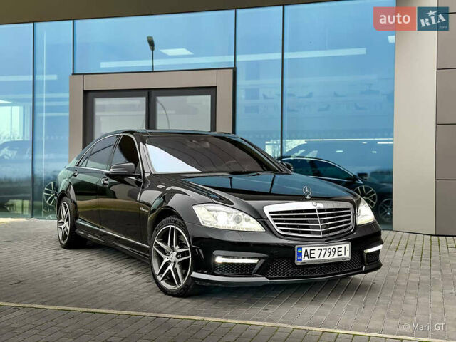 Черный Мерседес С Класс, объемом двигателя 6.3 л и пробегом 91 тыс. км за 25000 $, фото 1 на Automoto.ua