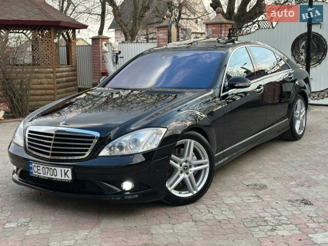 Черный Мерседес С Класс, объемом двигателя 5.46 л и пробегом 180 тыс. км за 16500 $, фото 1 на Automoto.ua