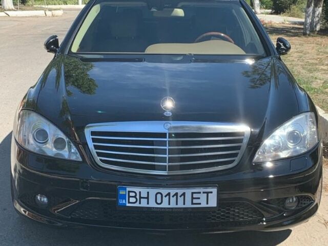 Чорний Мерседес С Клас, об'ємом двигуна 5 л та пробігом 285 тис. км за 9427 $, фото 1 на Automoto.ua