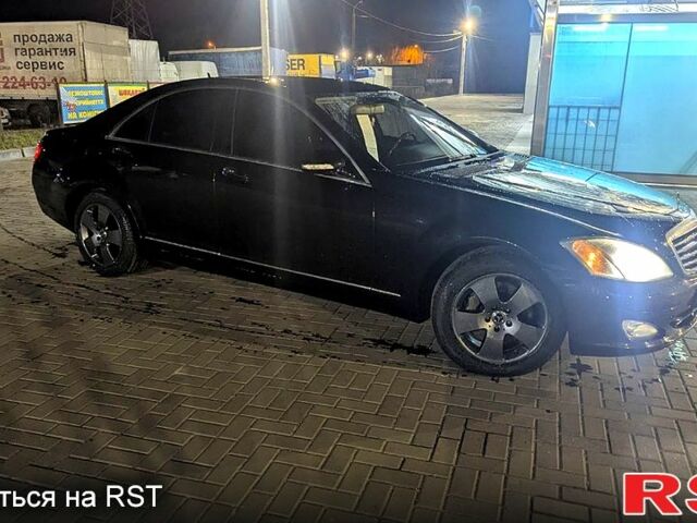 Чорний Мерседес С Клас, об'ємом двигуна 4.7 л та пробігом 205 тис. км за 23000 $, фото 1 на Automoto.ua