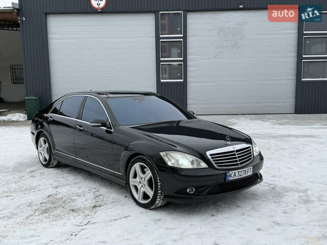 Чорний Мерседес С Клас, об'ємом двигуна 5.46 л та пробігом 300 тис. км за 8450 $, фото 1 на Automoto.ua