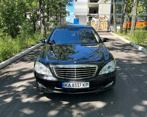 Чорний Мерседес С Клас, об'ємом двигуна 4.66 л та пробігом 587 тис. км за 9000 $, фото 1 на Automoto.ua