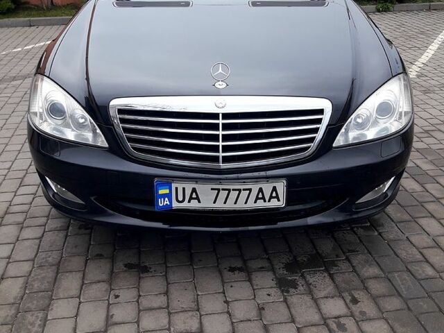 Чорний Мерседес С Клас, об'ємом двигуна 3.5 л та пробігом 157 тис. км за 12300 $, фото 1 на Automoto.ua