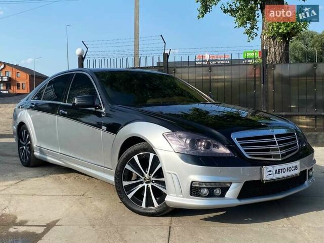 Черный Мерседес С Класс, объемом двигателя 5.46 л и пробегом 206 тыс. км за 14490 $, фото 1 на Automoto.ua