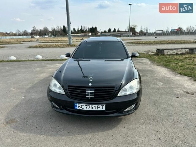 Чорний Мерседес С Клас, об'ємом двигуна 3 л та пробігом 330 тис. км за 16300 $, фото 1 на Automoto.ua