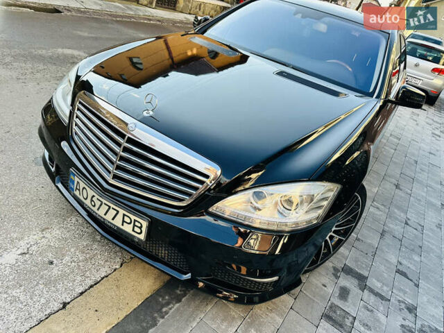 Мерседес С Класс 2008 в Тячеве на Automoto.ua Черный Мерседес С Класс, объемом двигателя 5.5 л и пробегом 210 тыс. км за 13450 $, фото 1 на Automoto.ua
