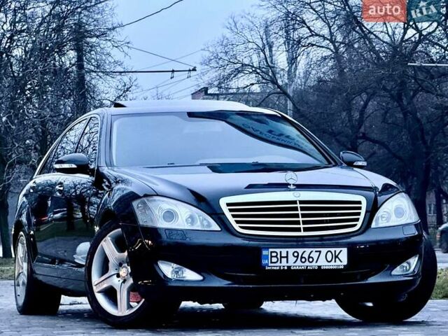 Черный Мерседес С Класс, объемом двигателя 5.46 л и пробегом 292 тыс. км за 9999 $, фото 1 на Automoto.ua