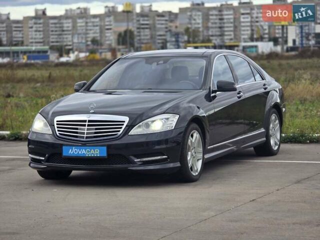 Чорний Мерседес С Клас, об'ємом двигуна 5.5 л та пробігом 212 тис. км за 14900 $, фото 1 на Automoto.ua