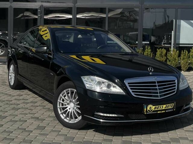 Чорний Мерседес С Клас, об'ємом двигуна 3 л та пробігом 455 тис. км за 16550 $, фото 1 на Automoto.ua