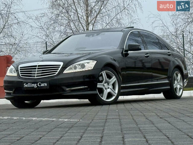 Чорний Мерседес С Клас, об'ємом двигуна 5.5 л та пробігом 310 тис. км за 14999 $, фото 1 на Automoto.ua