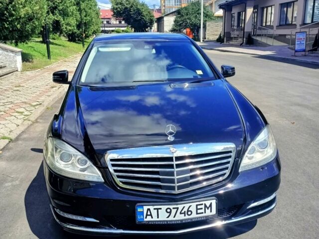 Чорний Мерседес С Клас, об'ємом двигуна 3 л та пробігом 189 тис. км за 17700 $, фото 1 на Automoto.ua