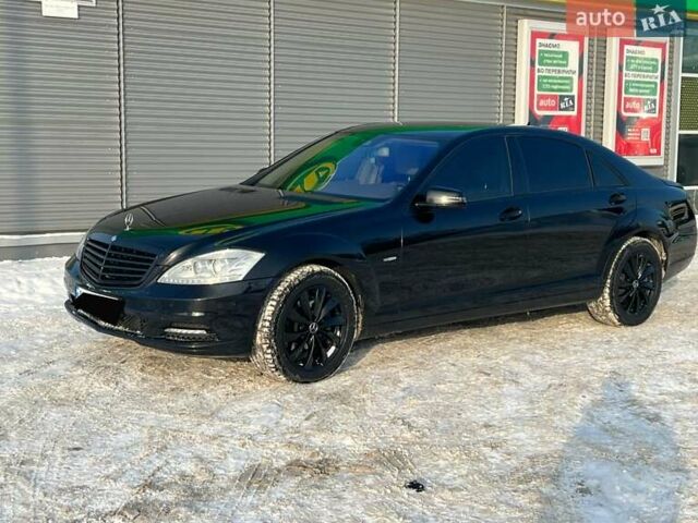 Чорний Мерседес С Клас, об'ємом двигуна 2.99 л та пробігом 380 тис. км за 20500 $, фото 1 на Automoto.ua