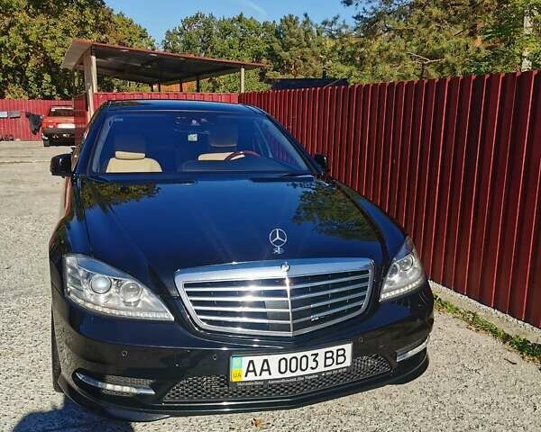 Чорний Мерседес С Клас, об'ємом двигуна 4.7 л та пробігом 121 тис. км за 29000 $, фото 1 на Automoto.ua
