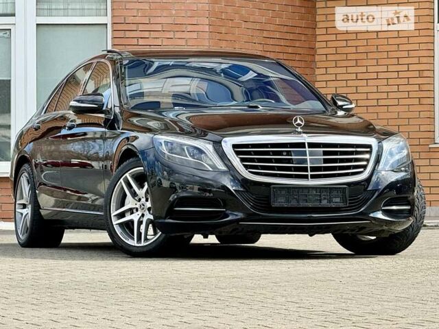 Черный Мерседес С Класс, объемом двигателя 4.66 л и пробегом 283 тыс. км за 29999 $, фото 1 на Automoto.ua
