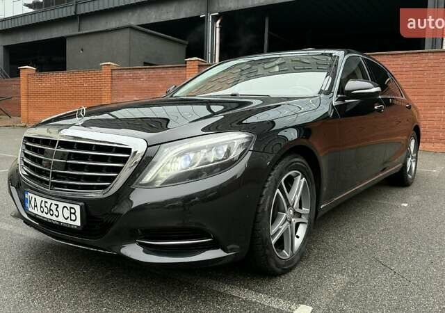 Черный Мерседес С Класс, объемом двигателя 4.66 л и пробегом 149 тыс. км за 33000 $, фото 1 на Automoto.ua