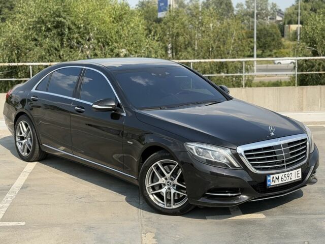 Чорний Мерседес С Клас, об'ємом двигуна 4.7 л та пробігом 180 тис. км за 20535 $, фото 1 на Automoto.ua