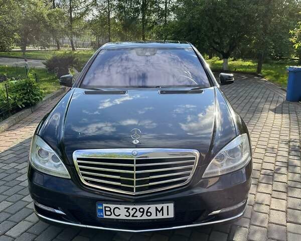 Мерседес С Класс 2013 в Львове на Automoto.ua Черный Мерседес С Класс, объемом двигателя 3 л и пробегом 214 тыс. км за 21000 $, фото 1 на Automoto.ua