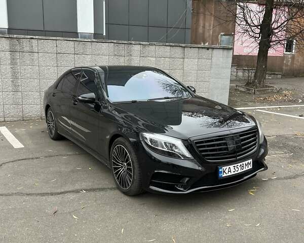 Черный Мерседес С Класс, объемом двигателя 4.66 л и пробегом 192 тыс. км за 31500 $, фото 1 на Automoto.ua