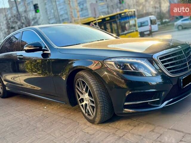 Черный Мерседес С Класс, объемом двигателя 4.66 л и пробегом 190 тыс. км за 32700 $, фото 1 на Automoto.ua