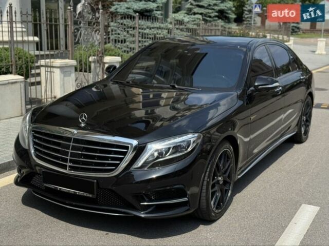 Черный Мерседес С Класс, объемом двигателя 4.66 л и пробегом 100 тыс. км за 47000 $, фото 1 на Automoto.ua