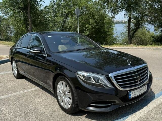 Чорний Мерседес С Клас, об'ємом двигуна 3 л та пробігом 245 тис. км за 32500 $, фото 1 на Automoto.ua