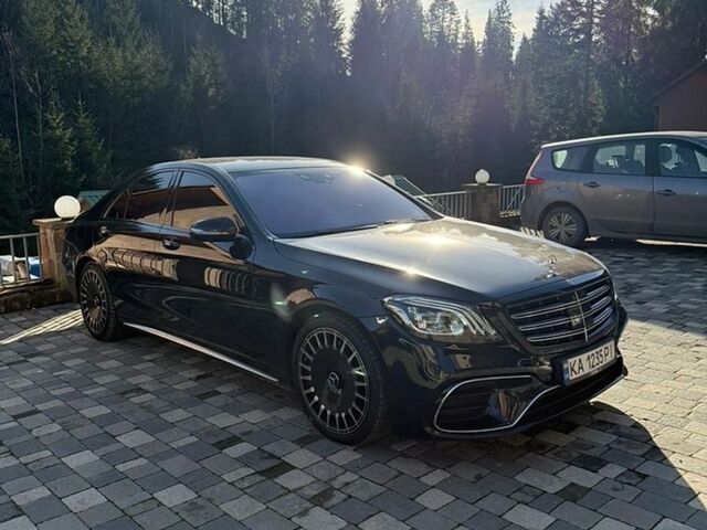 Чорний Мерседес С Клас, об'ємом двигуна 3 л та пробігом 191 тис. км за 32500 $, фото 1 на Automoto.ua