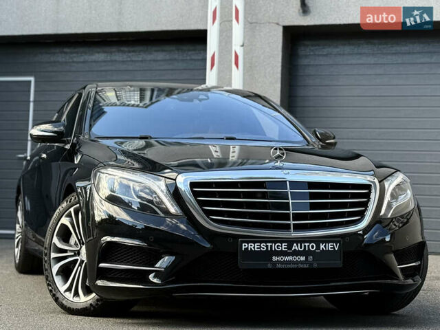 Черный Мерседес С Класс, объемом двигателя 2.99 л и пробегом 229 тыс. км за 43000 $, фото 1 на Automoto.ua