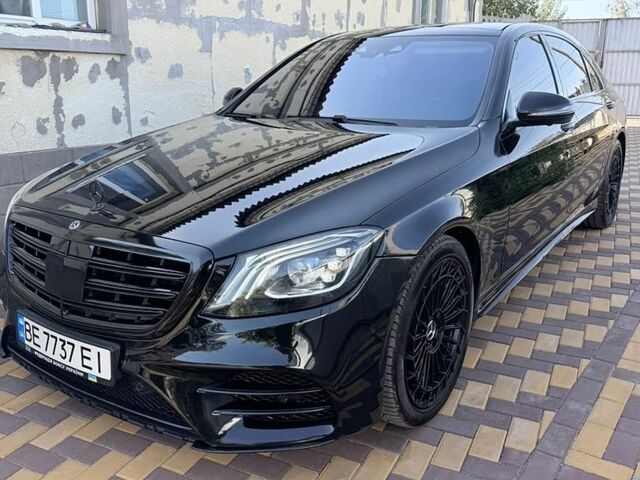 Чорний Мерседес С Клас, об'ємом двигуна 3 л та пробігом 265 тис. км за 34500 $, фото 1 на Automoto.ua