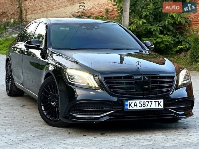 Чорний Мерседес С Клас, об'ємом двигуна 3 л та пробігом 199 тис. км за 57999 $, фото 1 на Automoto.ua
