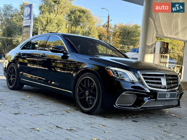 Чорний Мерседес С Клас, об'ємом двигуна 3 л та пробігом 87 тис. км за 45500 $, фото 1 на Automoto.ua