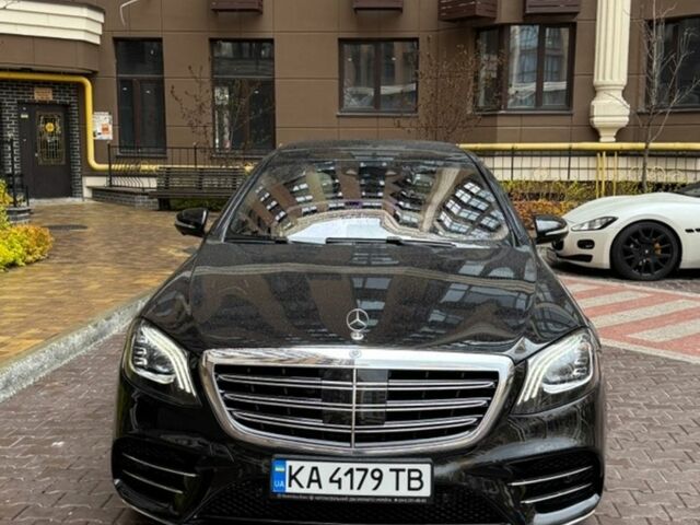 Чорний Мерседес С Клас, об'ємом двигуна 3.98 л та пробігом 239 тис. км за 41500 $, фото 1 на Automoto.ua