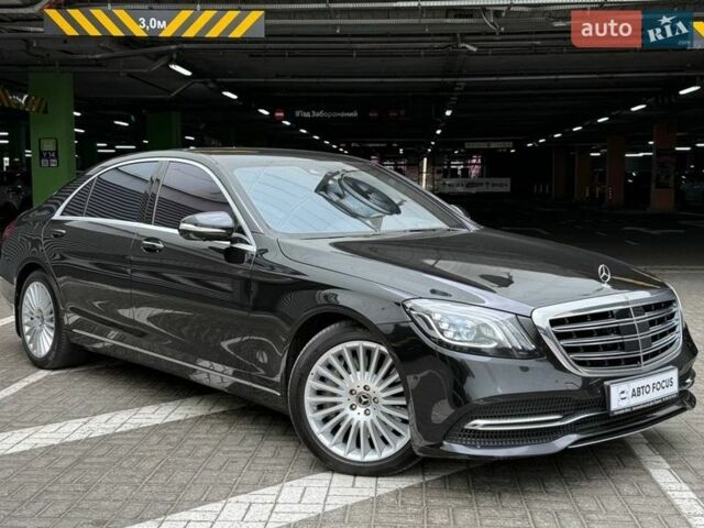 Чорний Мерседес С Клас, об'ємом двигуна 3.98 л та пробігом 119 тис. км за 59990 $, фото 1 на Automoto.ua