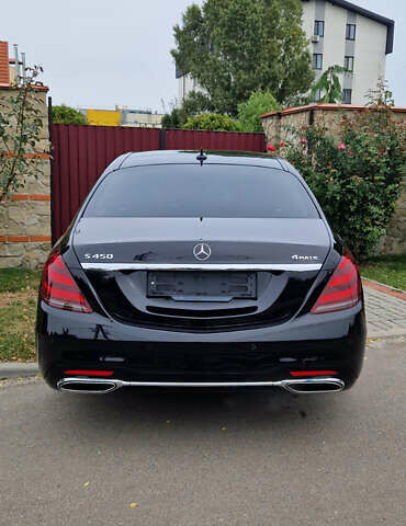 Черный Мерседес С Класс, объемом двигателя 2.99 л и пробегом 107 тыс. км за 38900 $, фото 1 на Automoto.ua