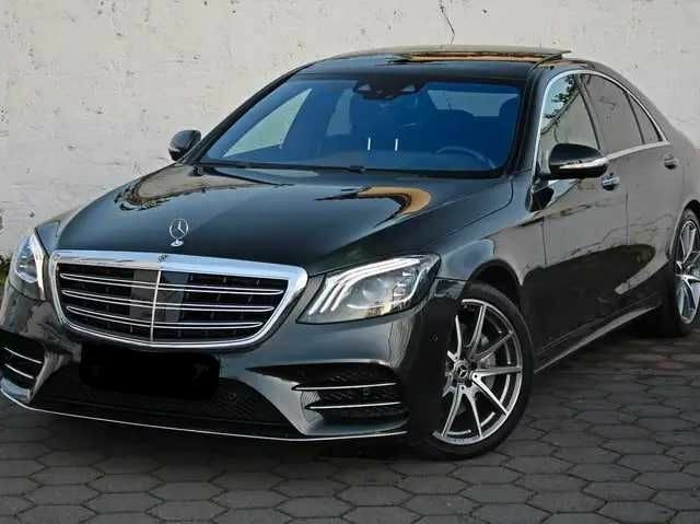 Черный Мерседес С Класс, объемом двигателя 3 л и пробегом 130 тыс. км за 33000 $, фото 1 на Automoto.ua