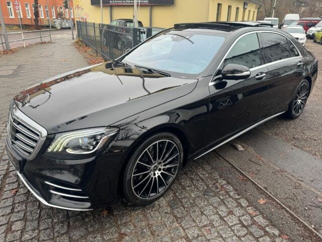 Чорний Мерседес С Клас, об'ємом двигуна 3 л та пробігом 143 тис. км за 237320 $, фото 1 на Automoto.ua