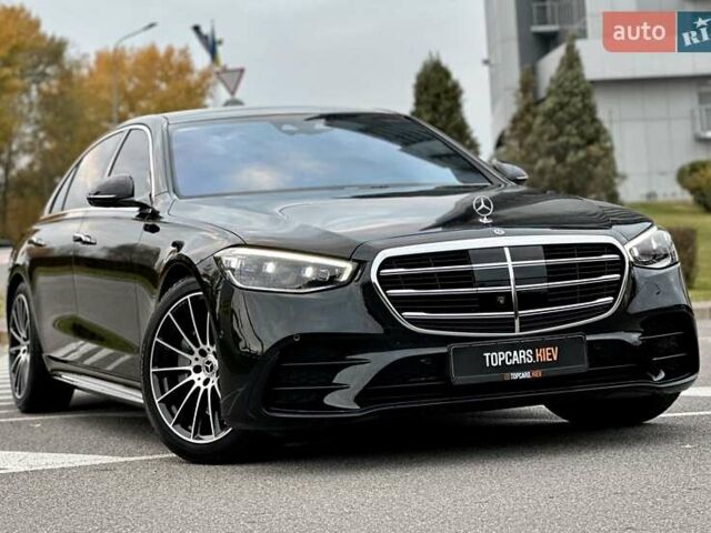 Черный Мерседес С Класс, объемом двигателя 3 л и пробегом 33 тыс. км за 117500 $, фото 1 на Automoto.ua